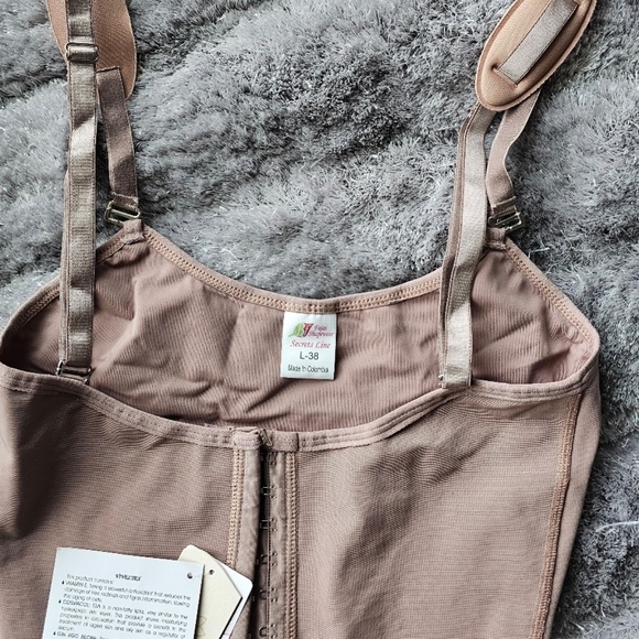 Faja - Picture 7 of 8